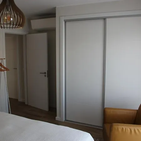 Luxe Nieuw Gebouwd Appartement, Groot Terras, Authentiek Alvor! Apartamento Alvor